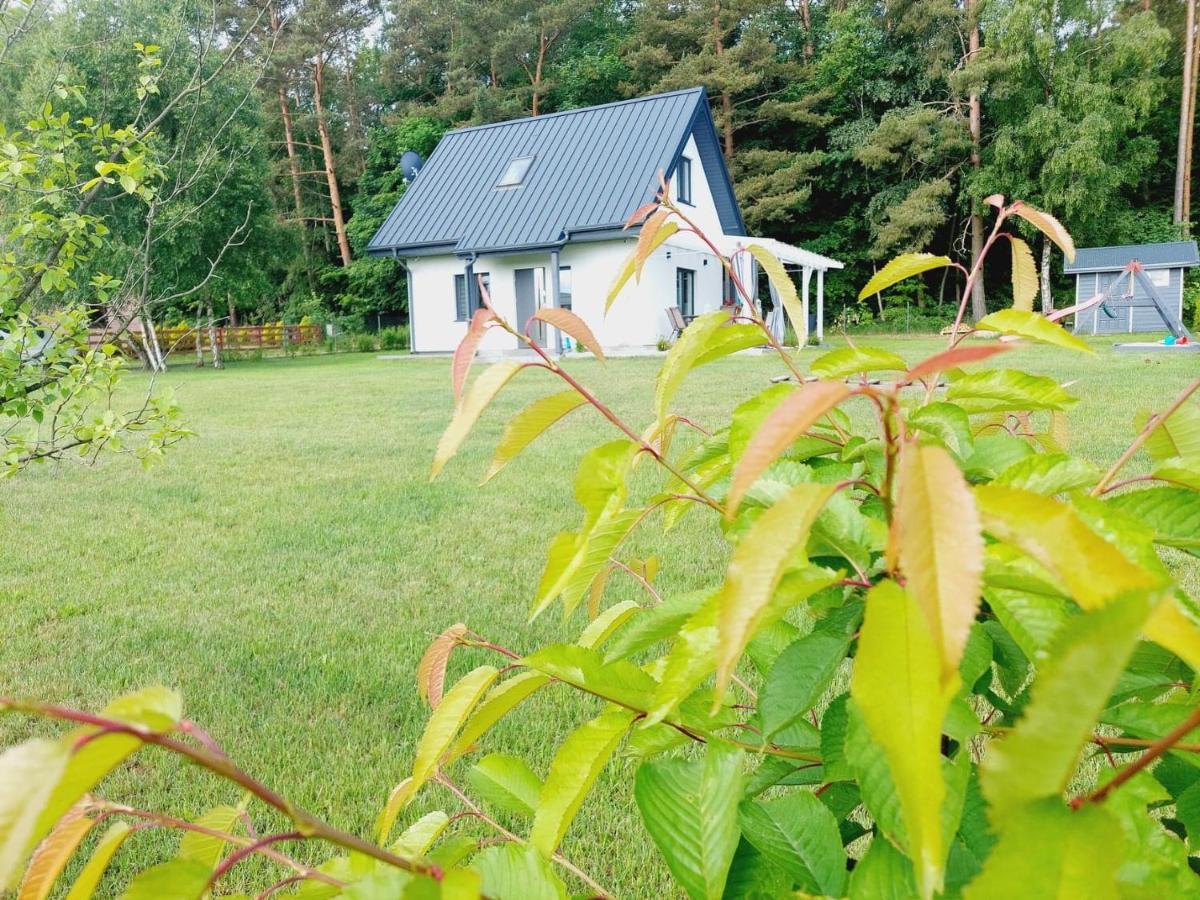 Jeszcze Bardziej Dziki Sad Villa Slajszewo Bagian luar foto